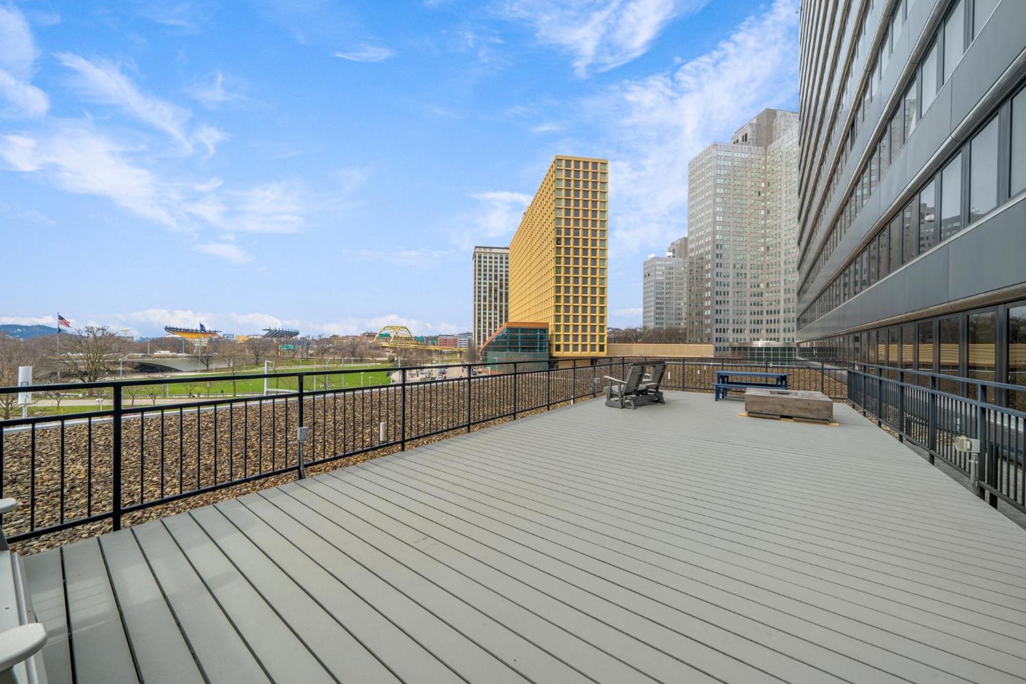 Vibrant Luxury Prime Location 24-7 Onsite Parking Gym Lounge Lägenhet Pittsburgh Exteriör bild